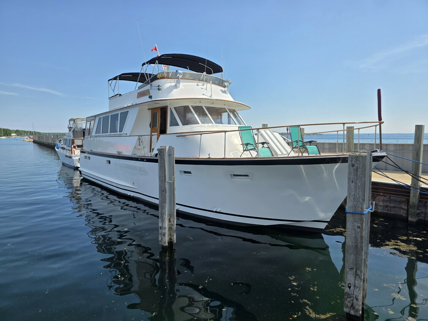 Dali 60ft Chris Craft Yacht For Sale