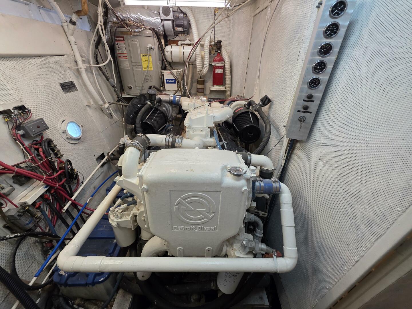 Dali 60ft Chris Craft Yacht For Sale