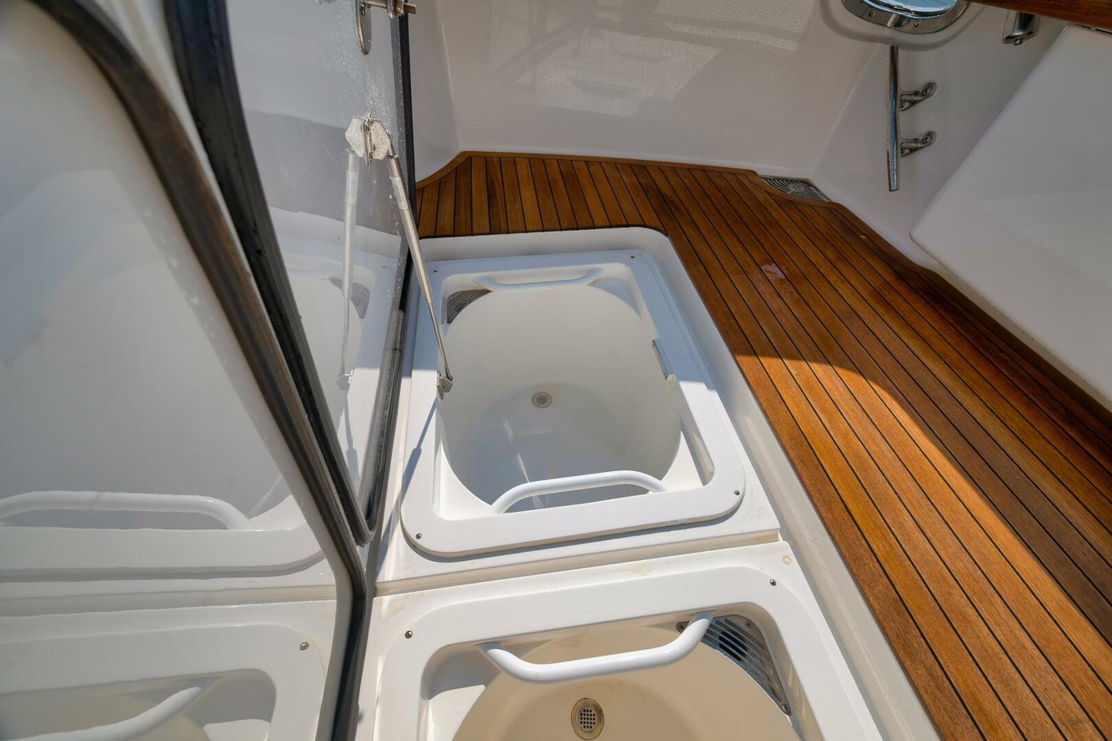 Galati Yacht Sales Incoming Trade 68ft Viking Yacht For Sale