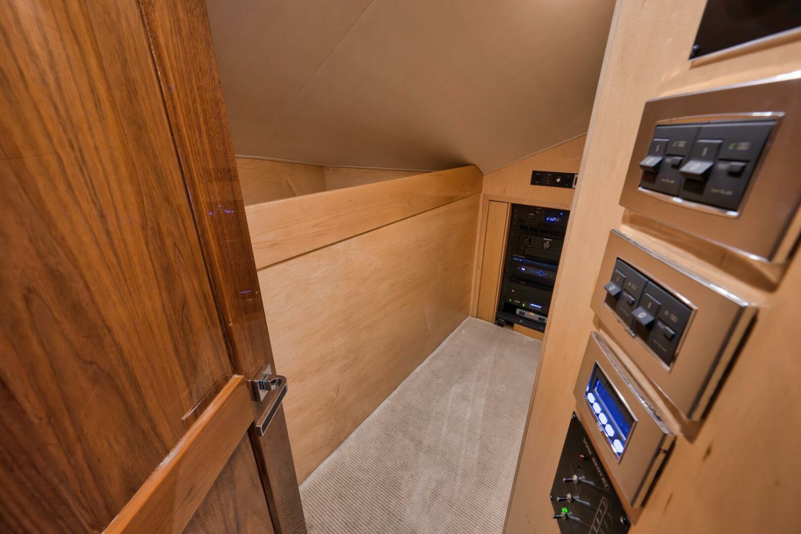 Galati Yacht Sales Incoming Trade 68ft Viking Yacht For Sale