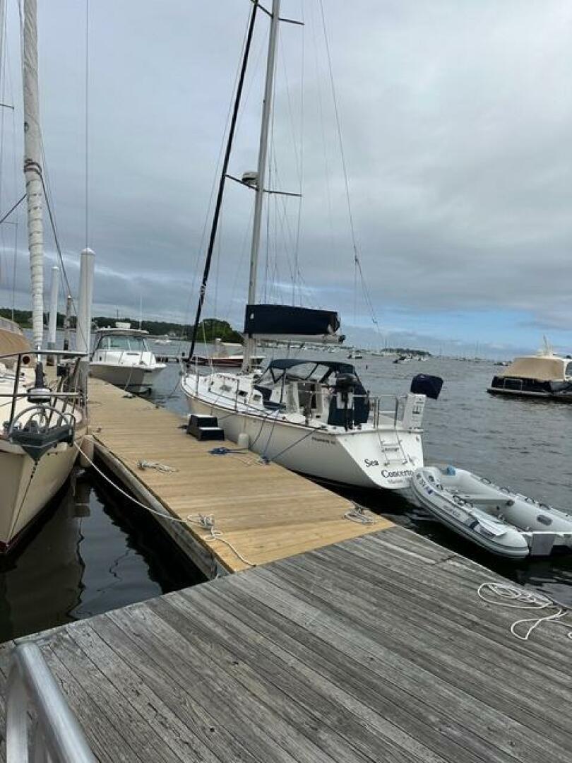 Sea Concerto 33ft Pearson Yacht For Sale