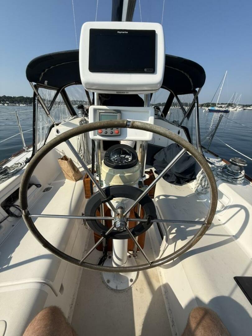 Sea Concerto 33ft Pearson Yacht For Sale
