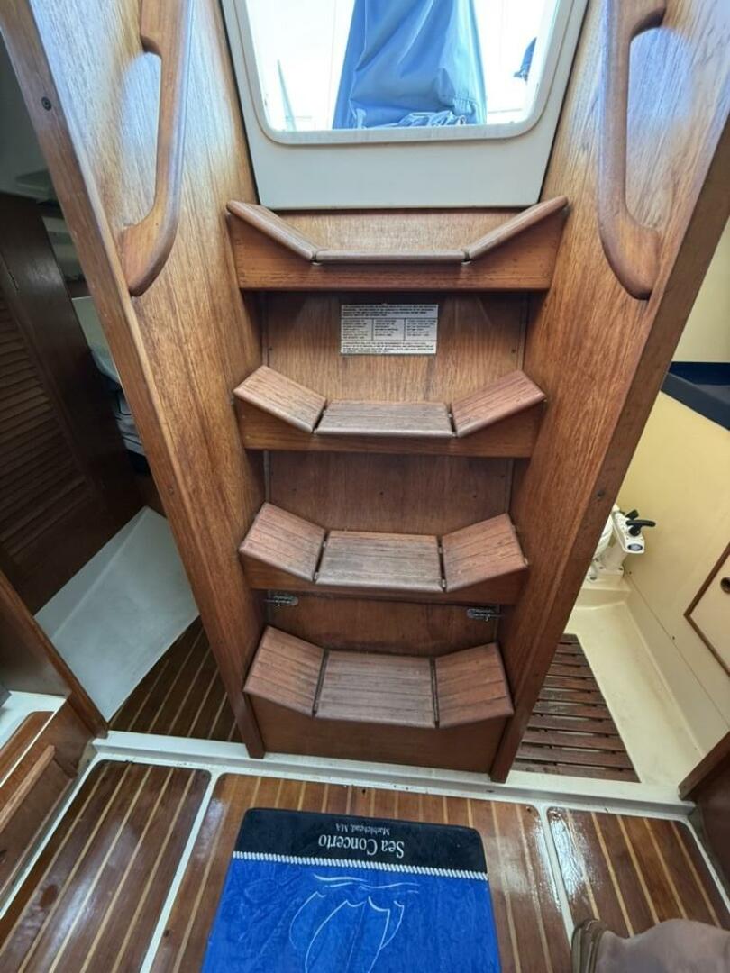 Sea Concerto 33ft Pearson Yacht For Sale
