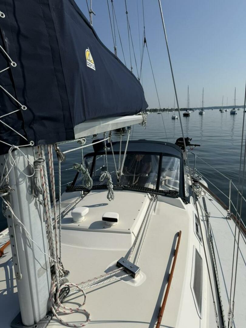 Sea Concerto 33ft Pearson Yacht For Sale