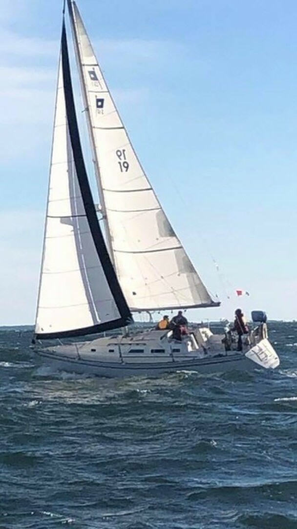 Sea Concerto 33ft Pearson Yacht For Sale