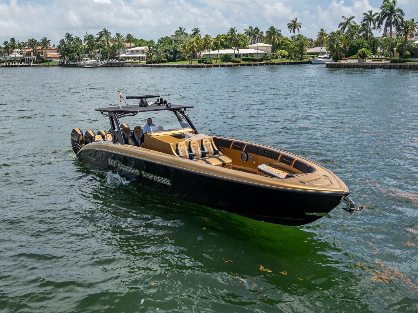 PERLA BIANCA II 43ft Midnight Express Yacht For Sale