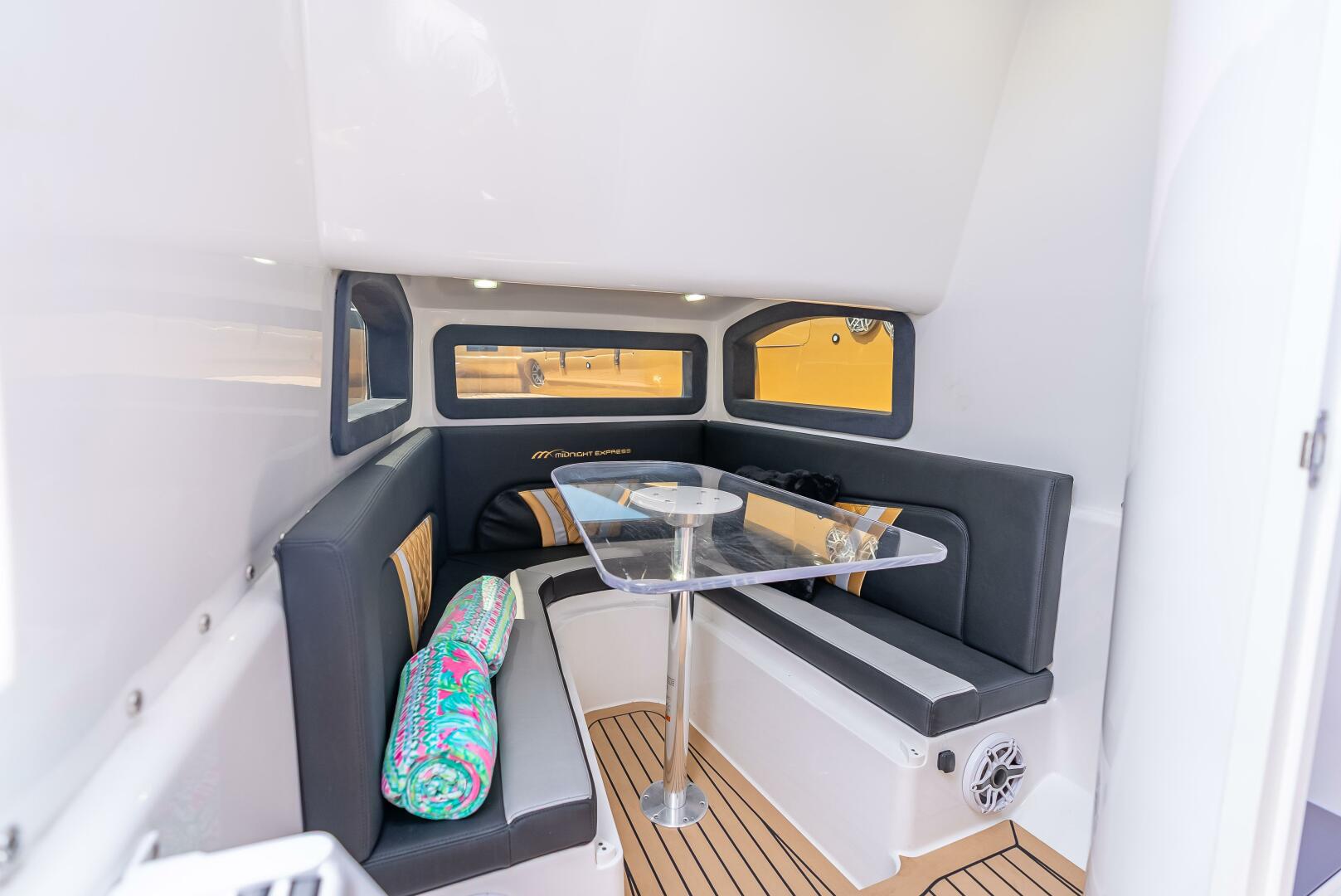 PERLA BIANCA II 43ft Midnight Express Yacht For Sale