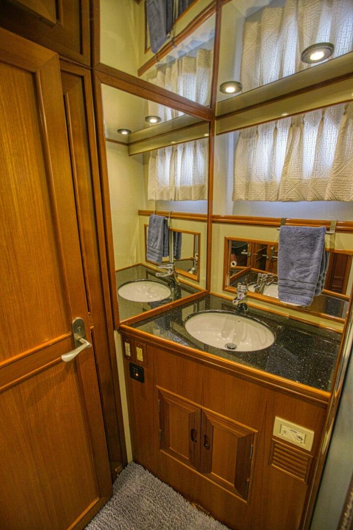 The Cotton Picker 61ft Ocean Alexander Yacht For Sale