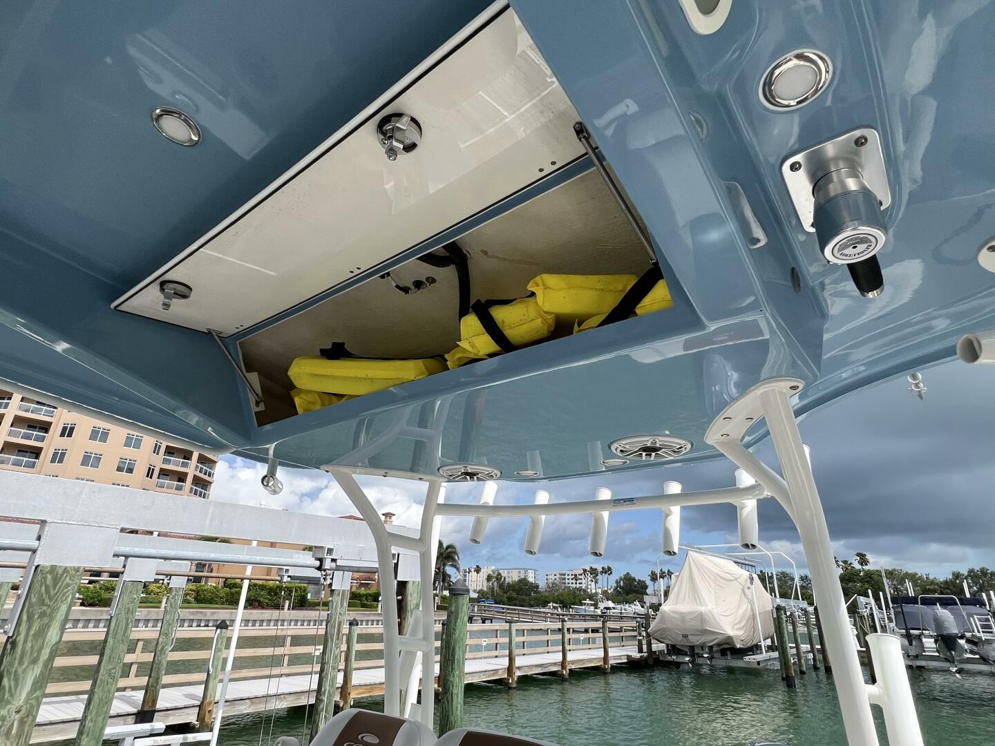 35ft Cobia Yacht For Sale