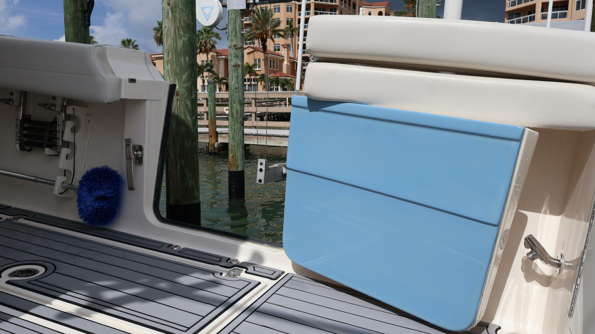 35ft Cobia Yacht For Sale