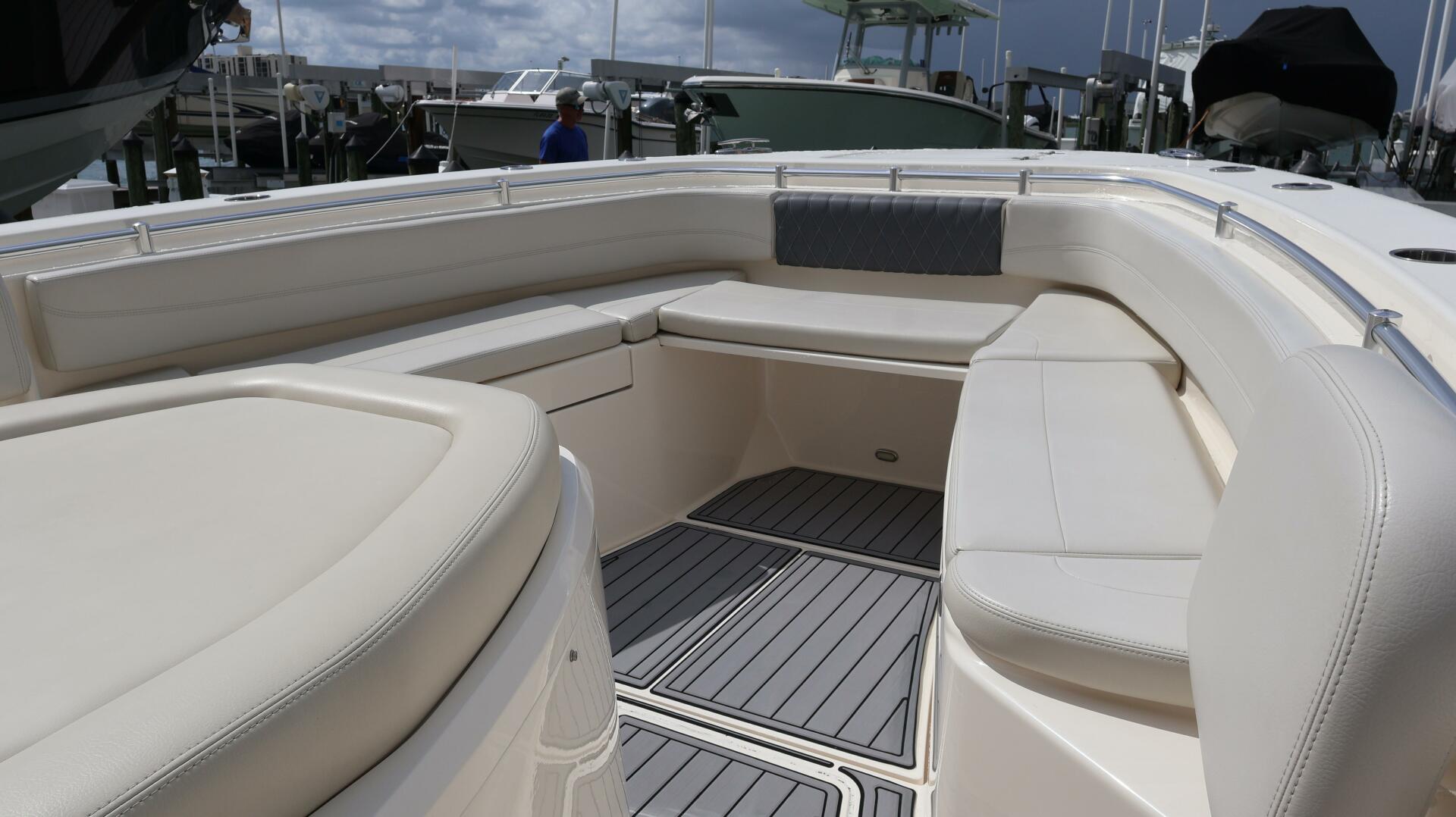 35ft Cobia Yacht For Sale