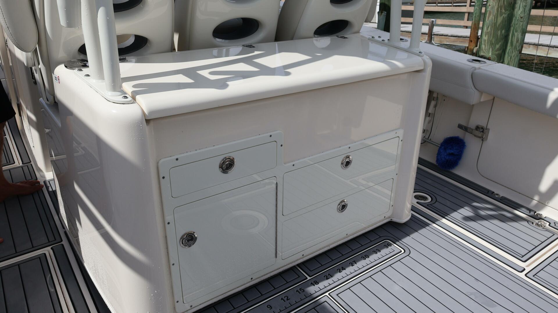 35ft Cobia Yacht For Sale