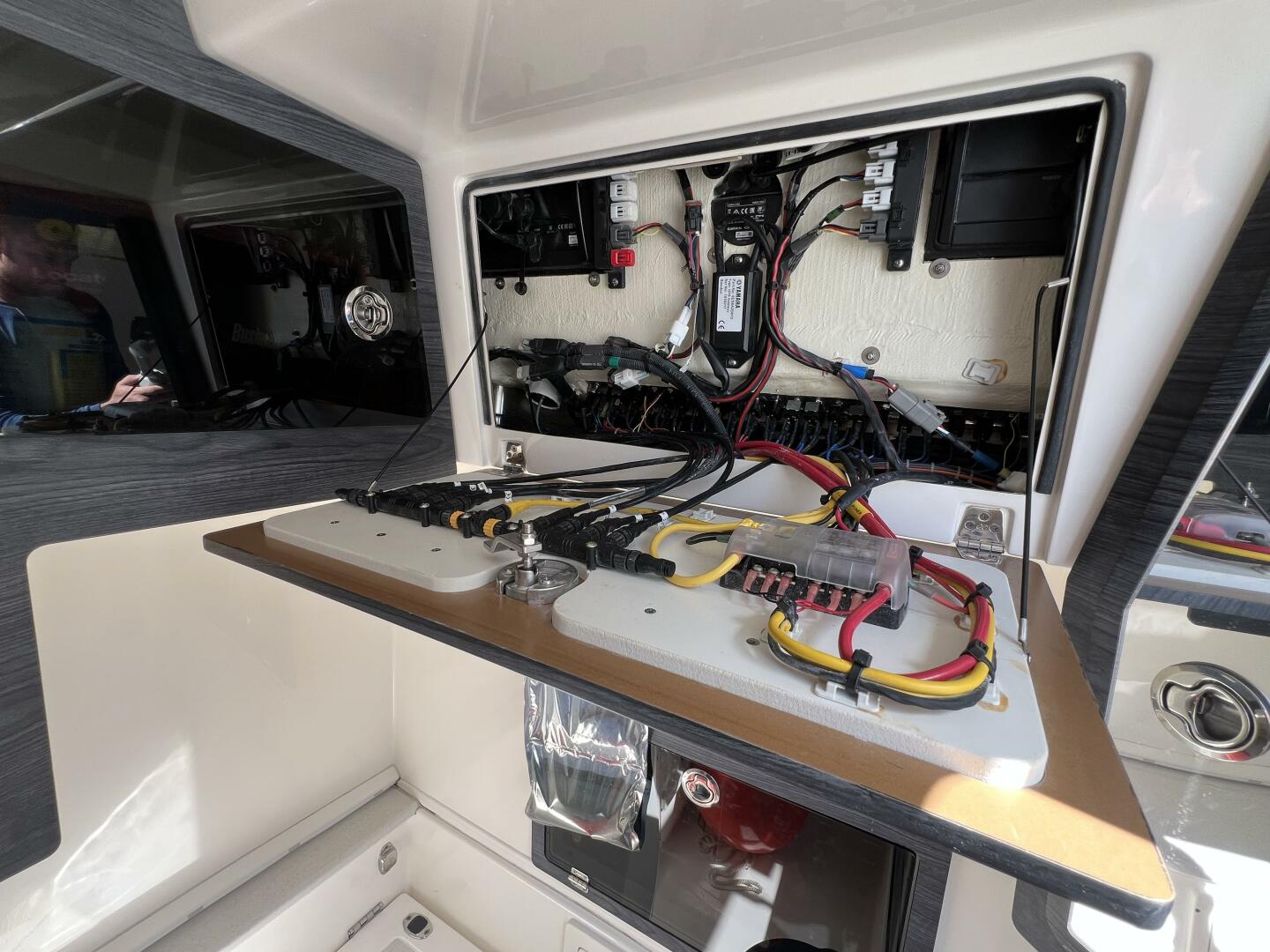 35ft Cobia Yacht For Sale