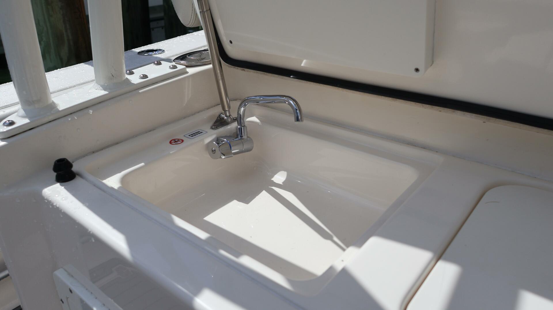 35ft Cobia Yacht For Sale