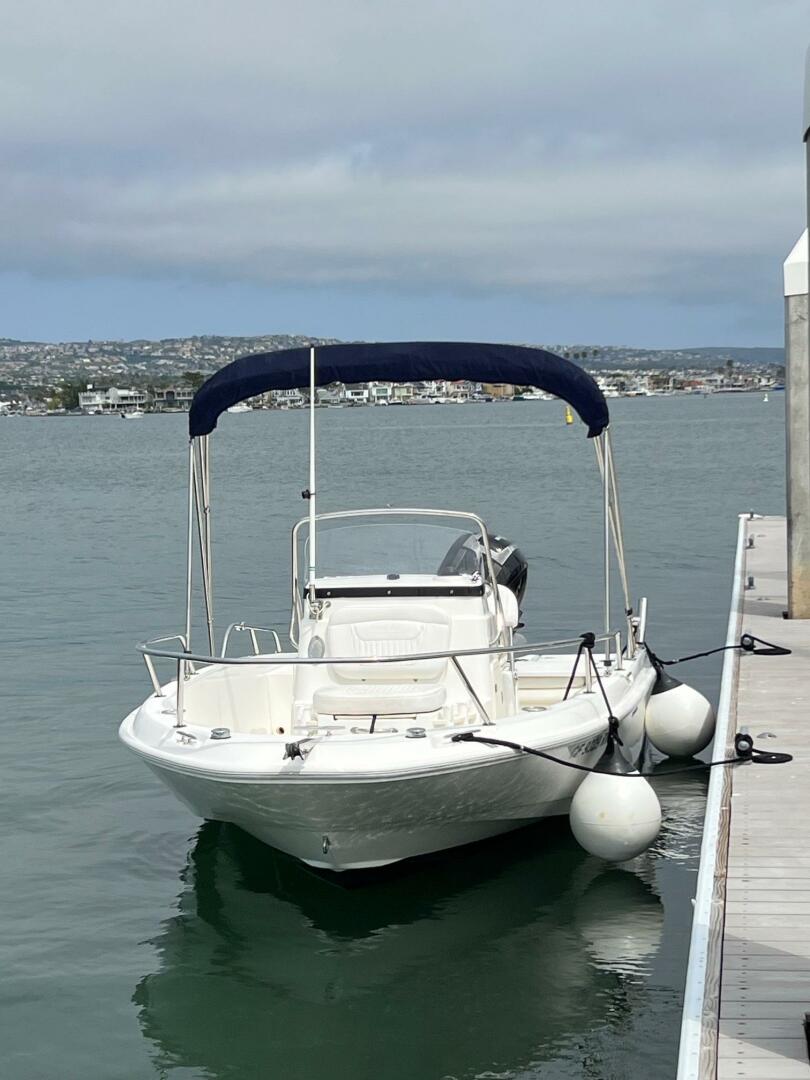 2016 Boston Whaler 180 Dauntless