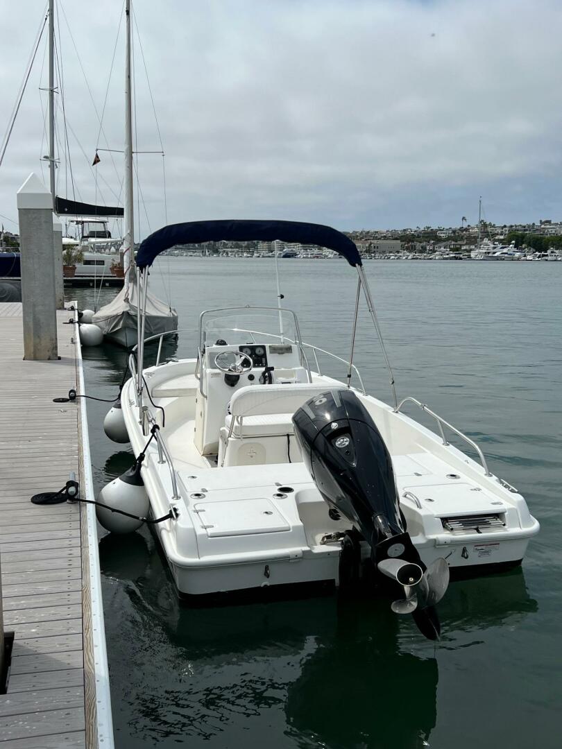 2016 Boston Whaler 180 Dauntless