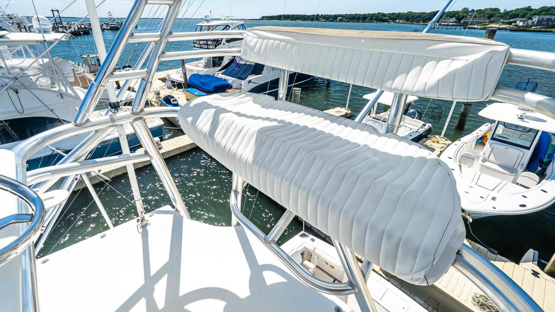 Gladiator 38ft Cabo Yacht For Sale