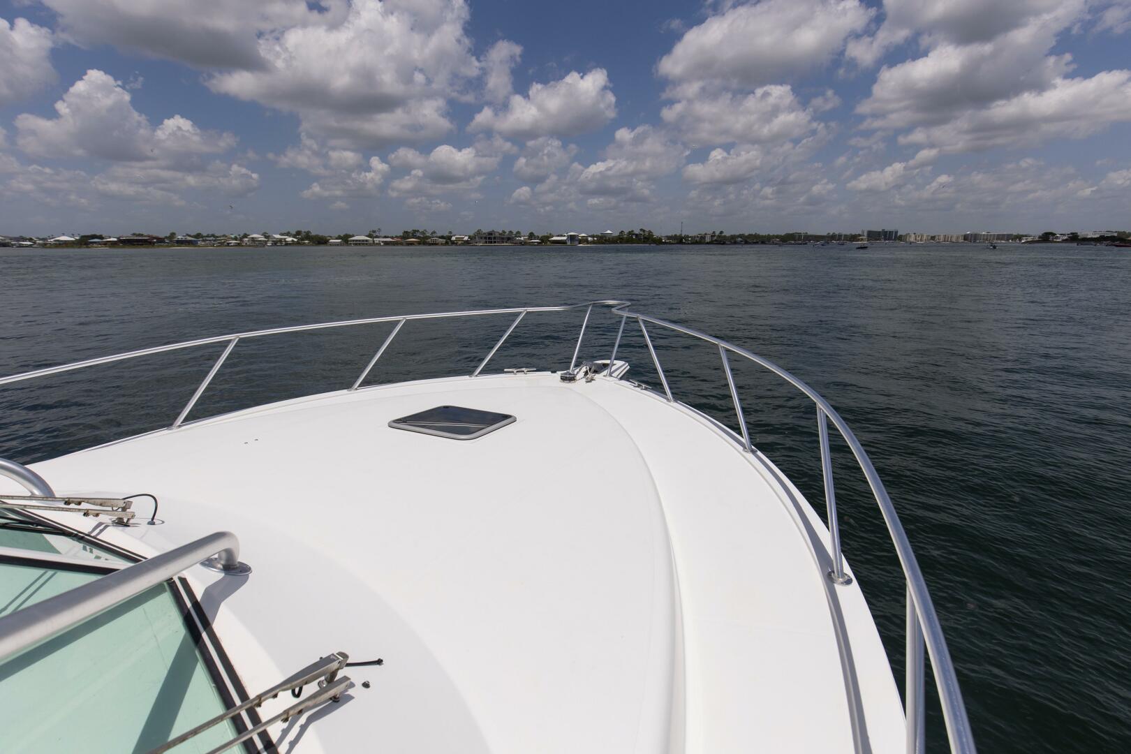 2009 36 Albemarle 360 XF Tin Bender Bow (1)