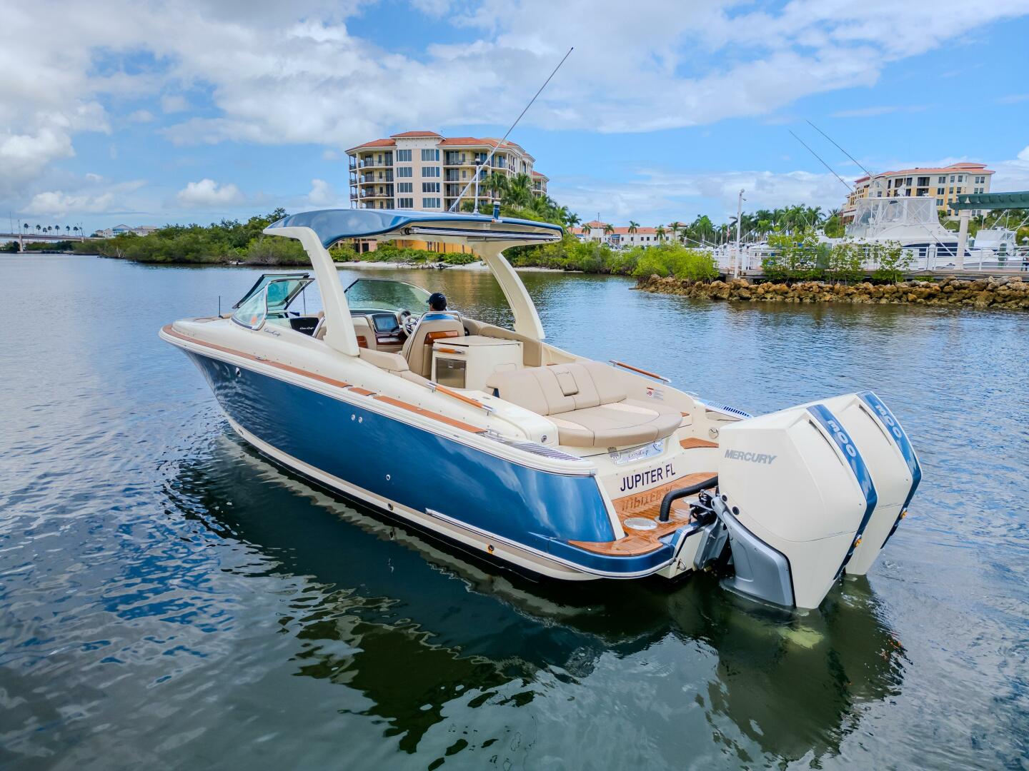 TURLTE TIME 31ft Chris Craft Yacht For Sale