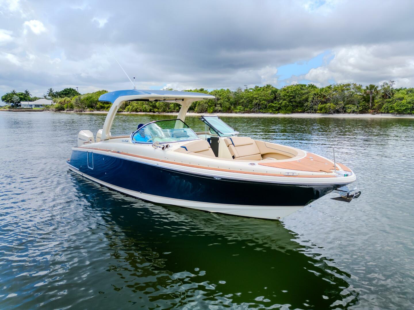 TURLTE TIME 31ft Chris Craft Yacht For Sale