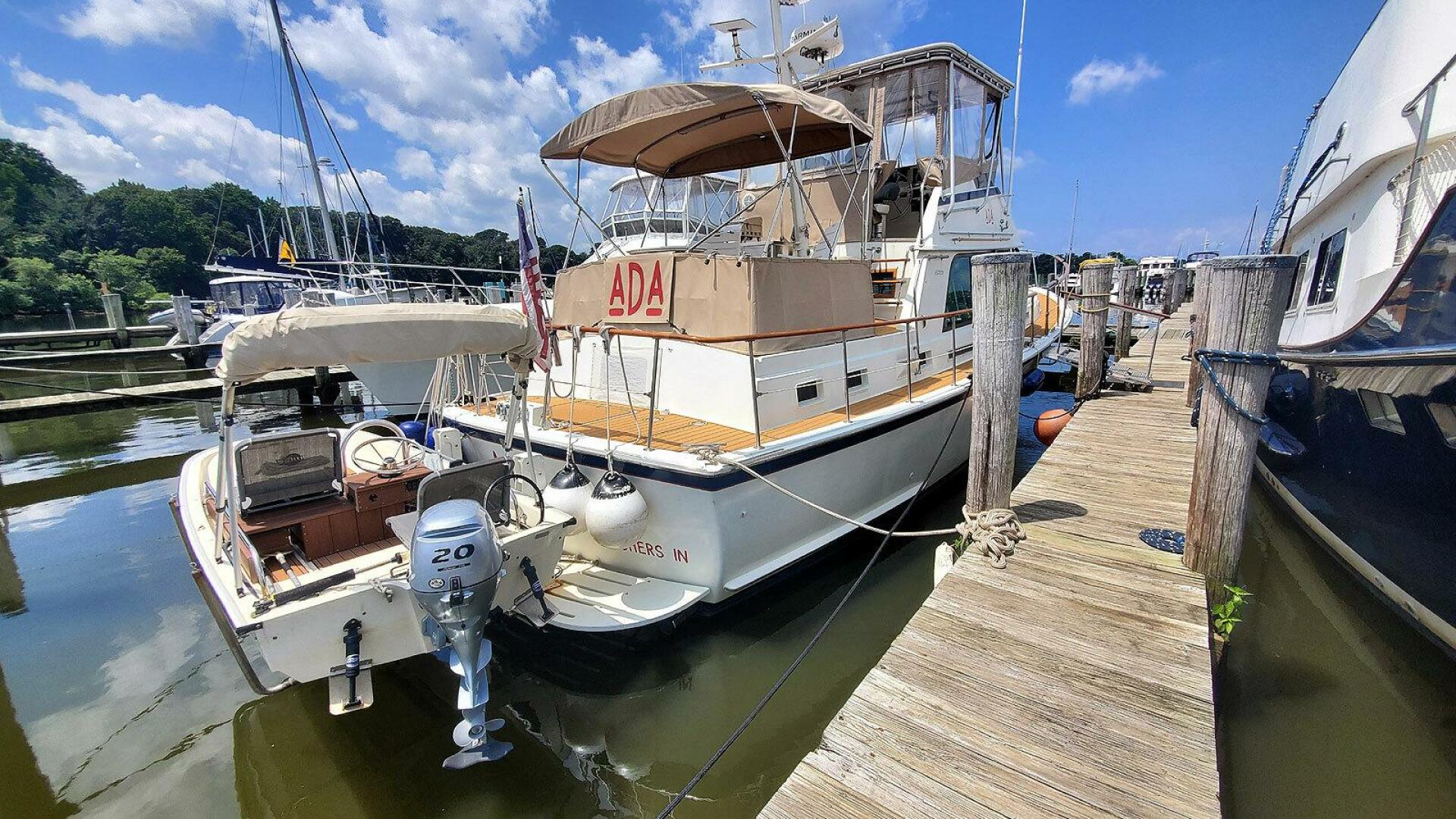Starboard Stern Profile