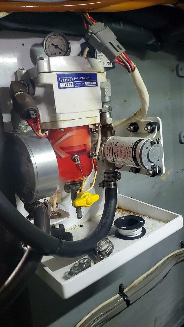 Fuel Water Separator