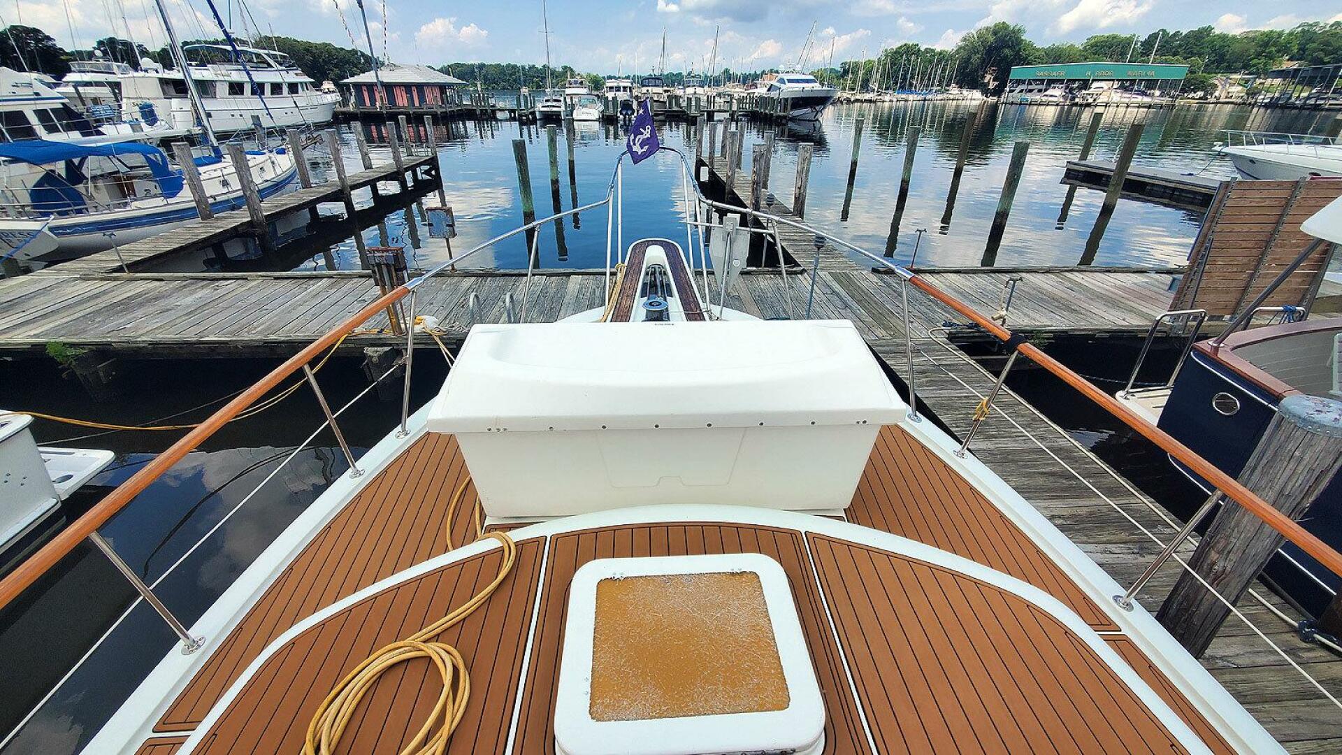 Foredeck Forward