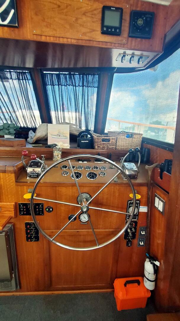 Main Cabin Lower Helm