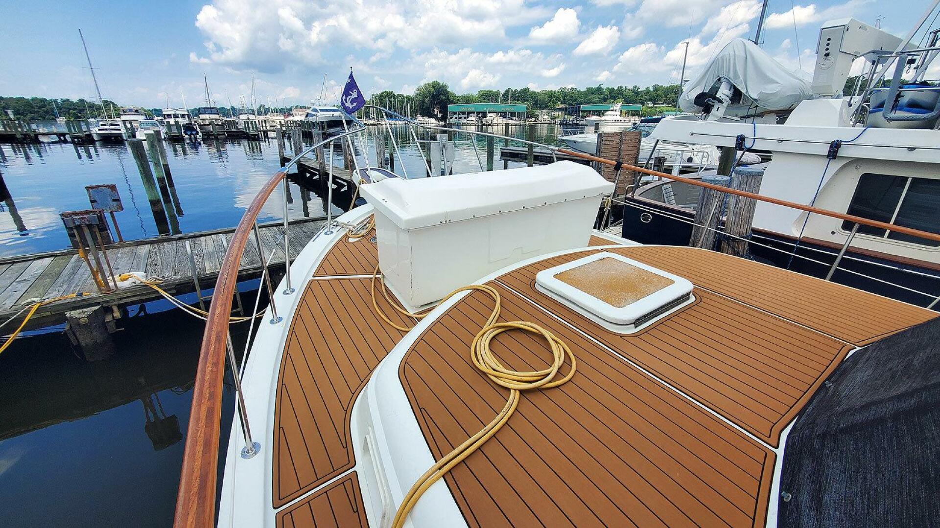 Foredeck Forward Starboard