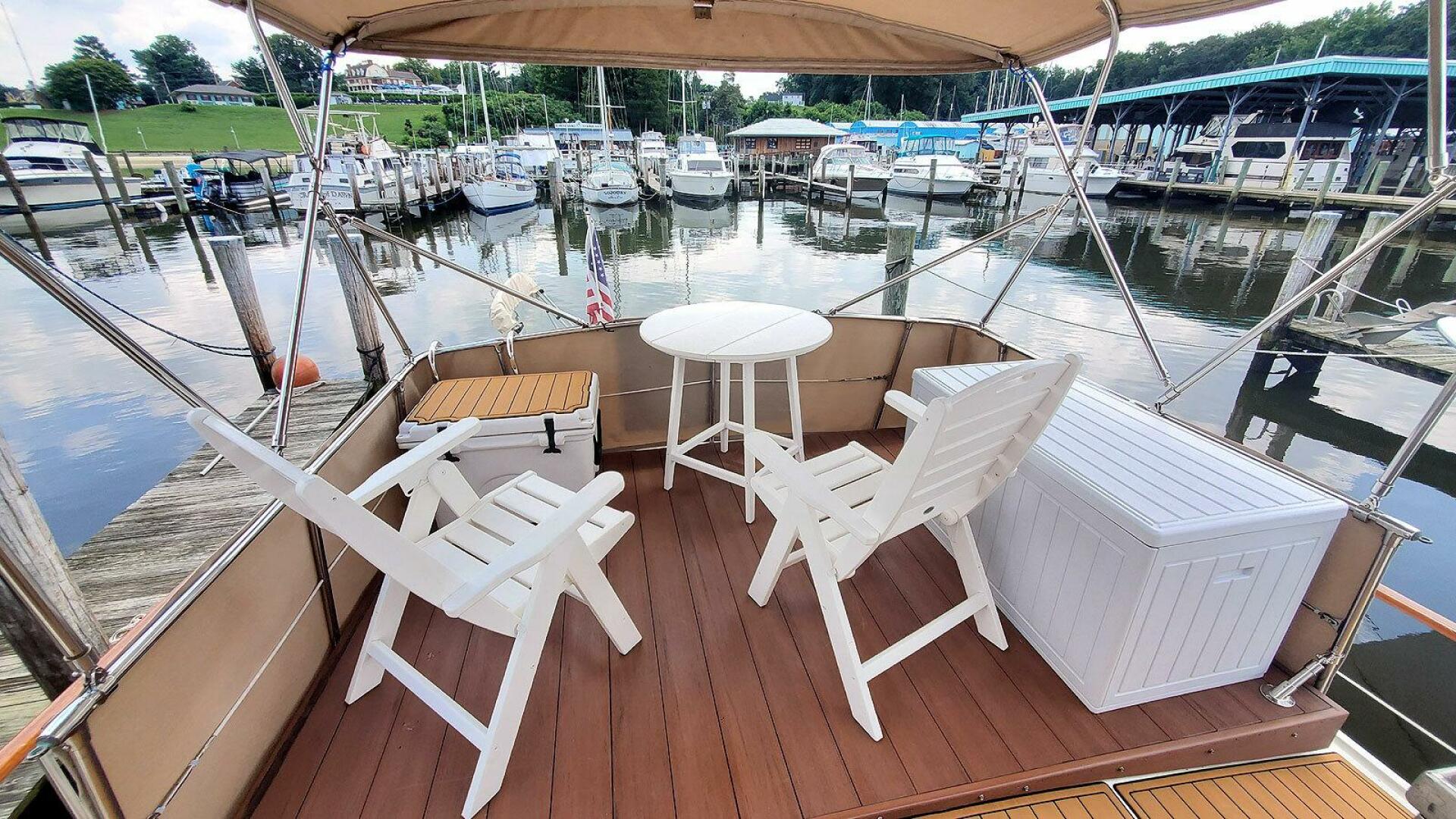 Sundeck Aft
