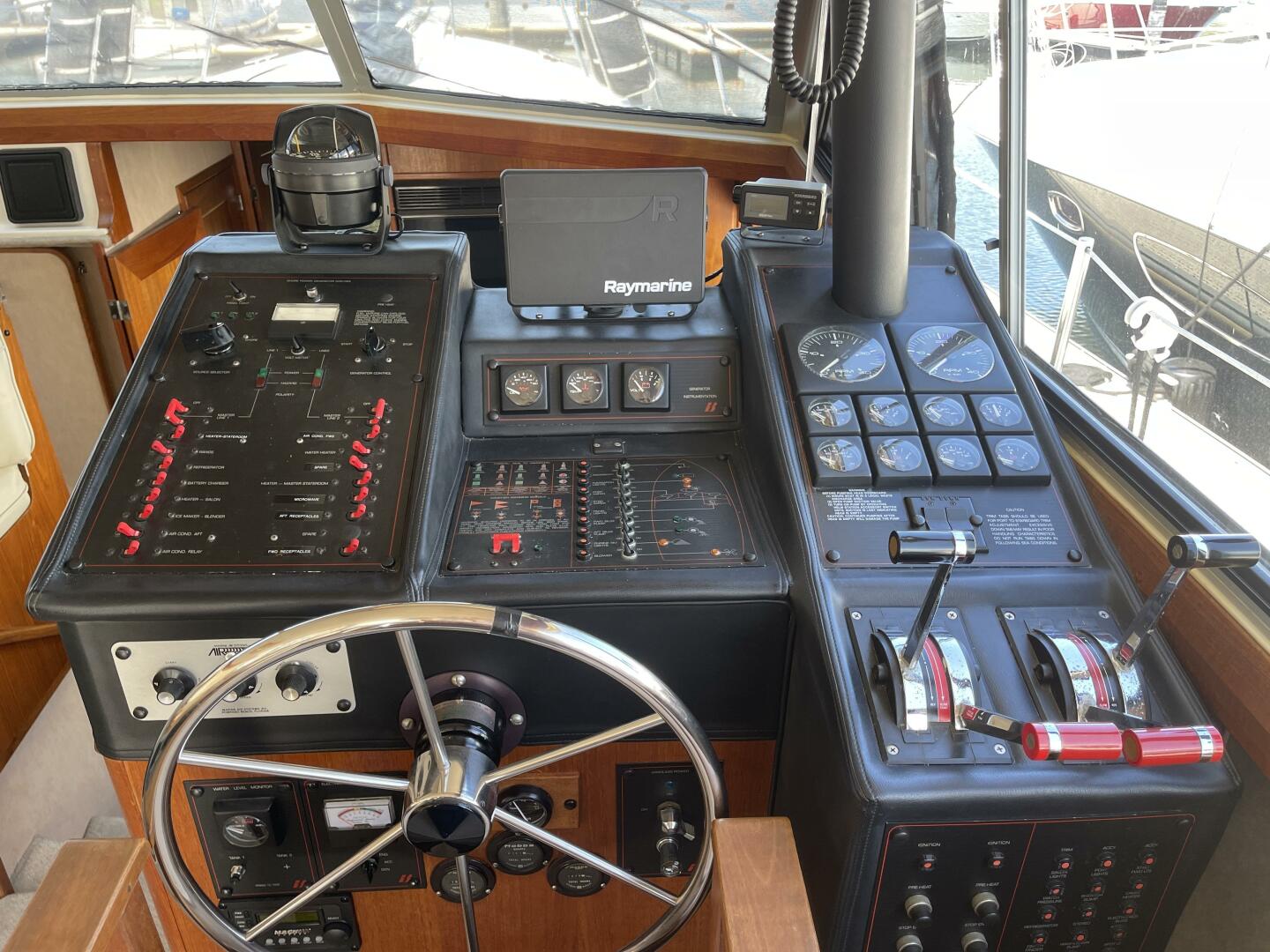 Miss Mary 38ft Bayliner Yacht For Sale