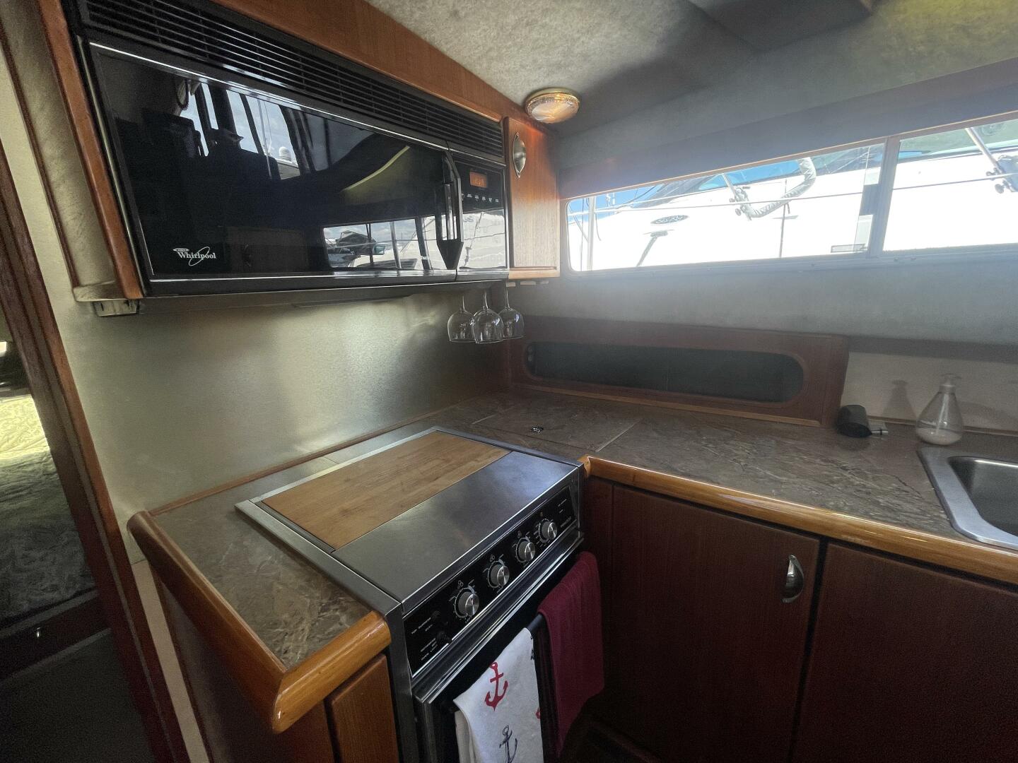 Miss Mary 38ft Bayliner Yacht For Sale