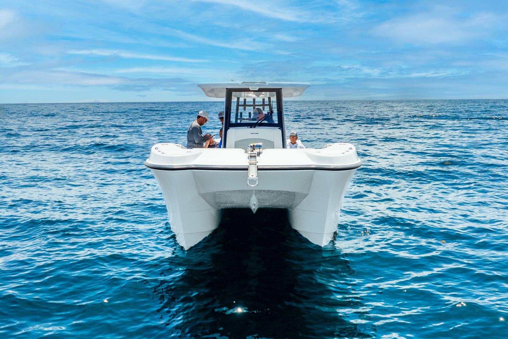 28ft Twin Vee Yacht For Sale