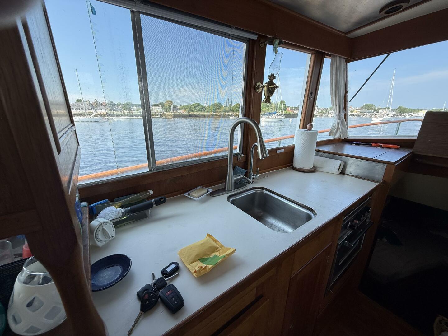 Light Dancing 36ft Grand Banks Yacht For Sale