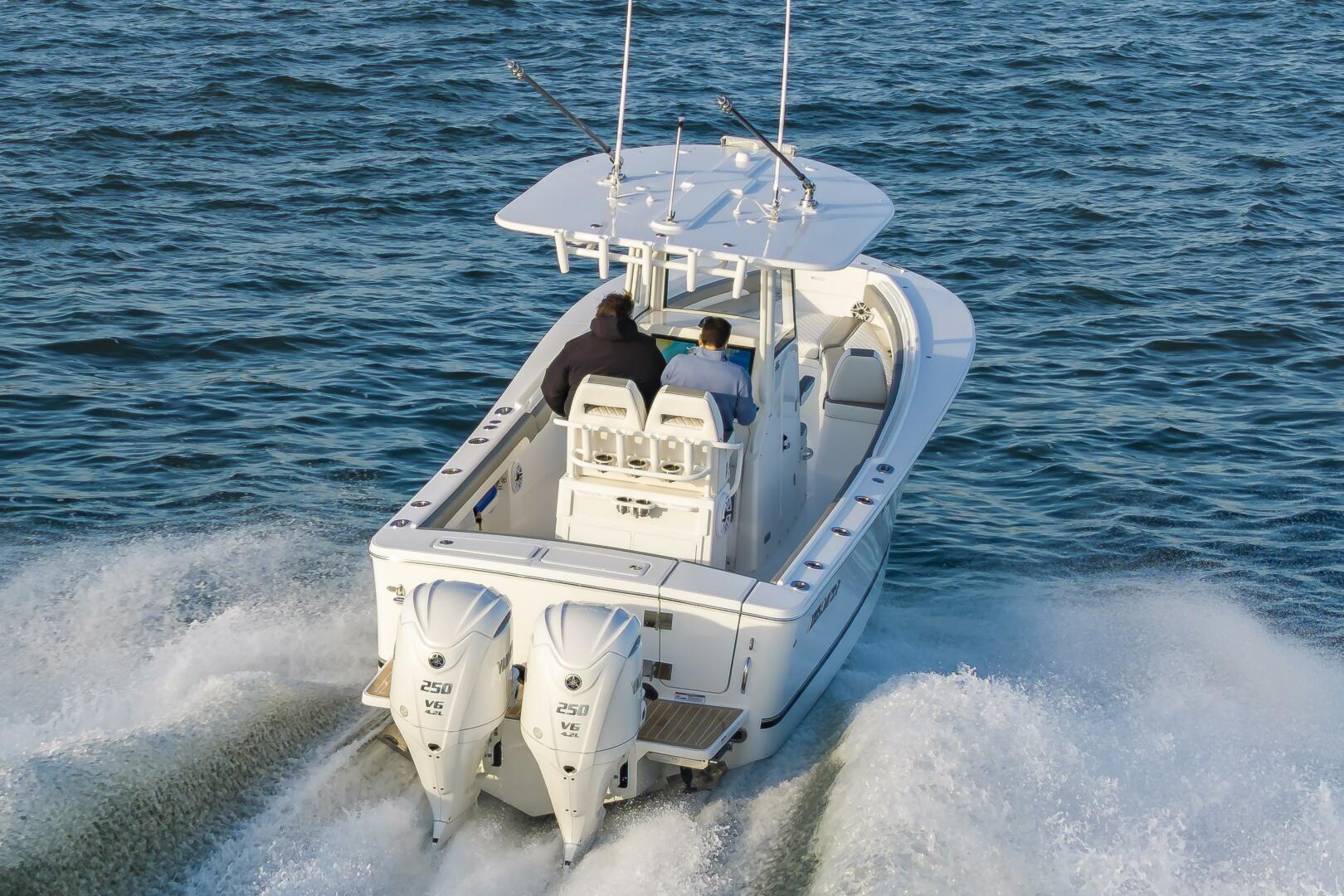 25RegulatorHull311006