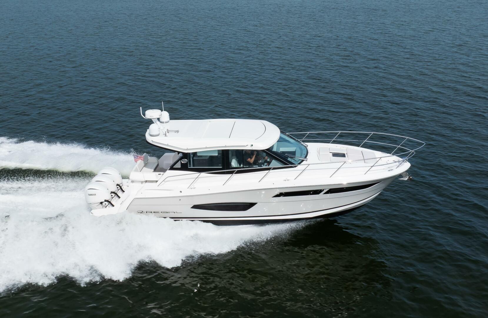 Regal XO 38 Lady G- Profile