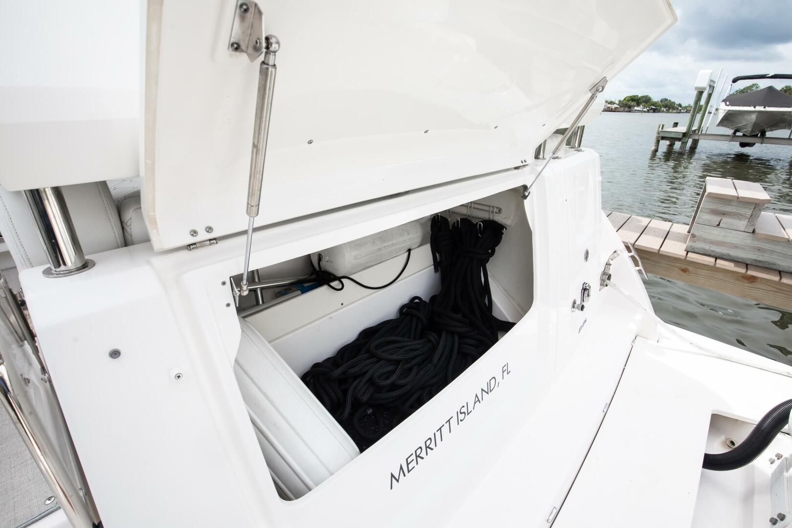 Regal XO 38 Lady G- Storage