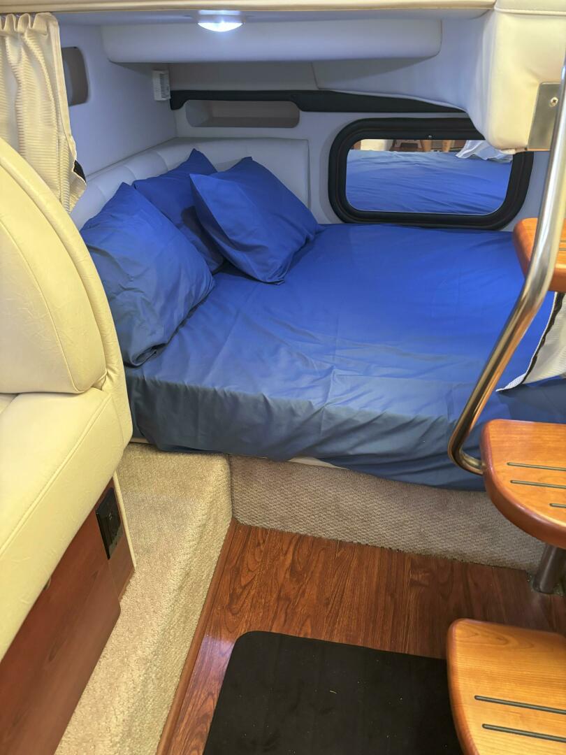 37ft Rinker Yacht For Sale