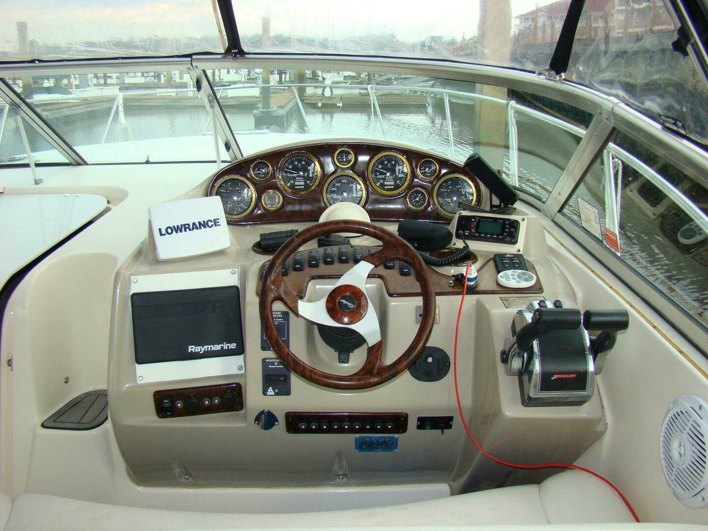 37ft Rinker Yacht For Sale