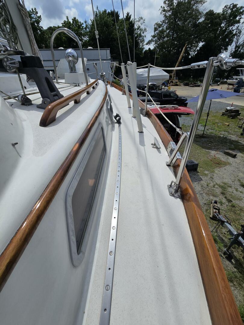 Groote Beer III 31ft Bristol Yacht For Sale