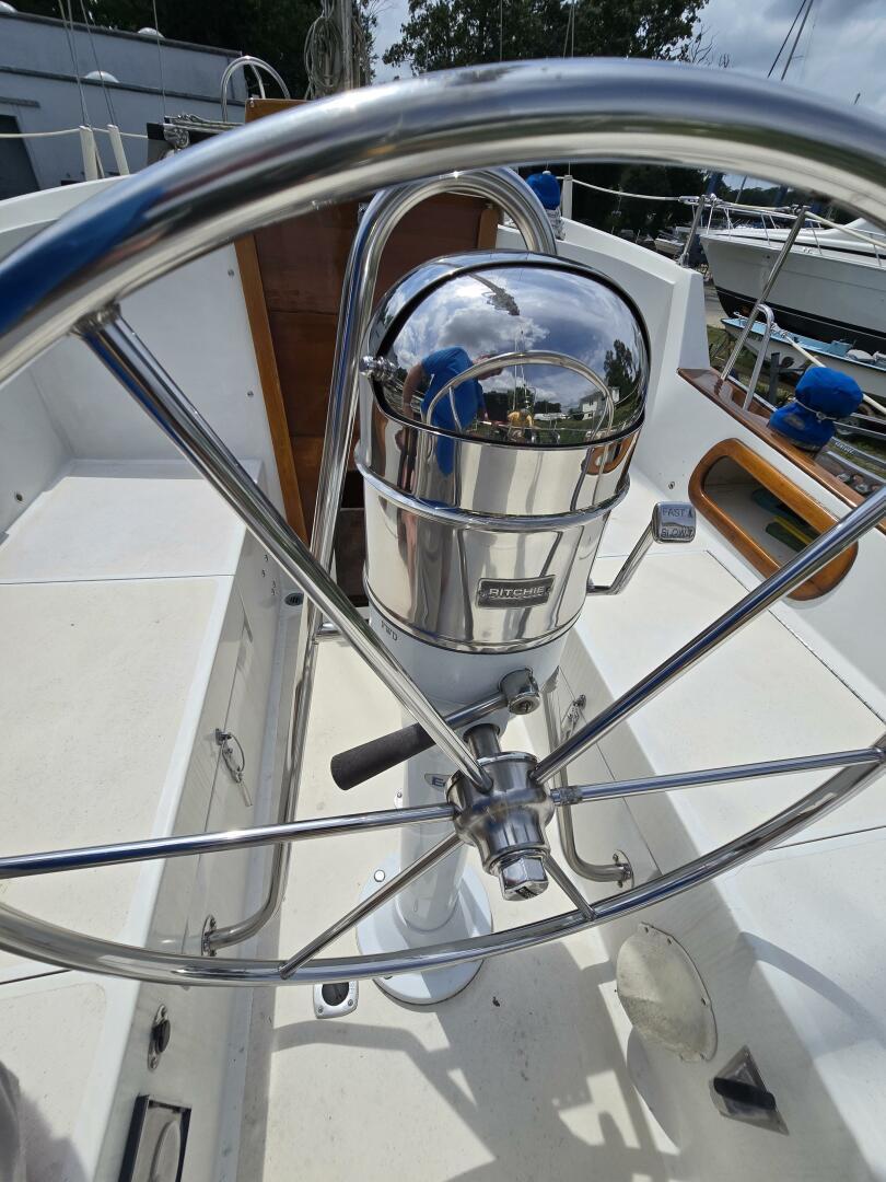 Groote Beer III 31ft Bristol Yacht For Sale