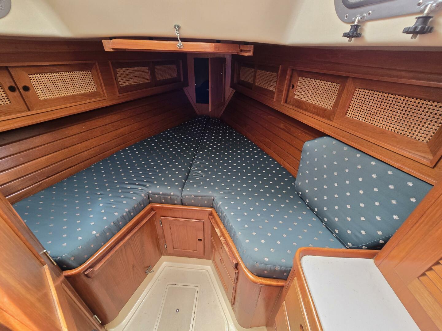 Groote Beer III 31ft Bristol Yacht For Sale