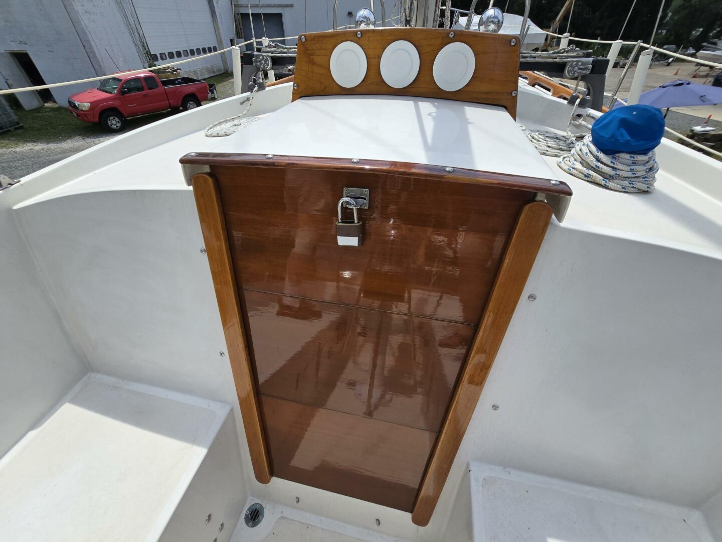 Groote Beer III 31ft Bristol Yacht For Sale