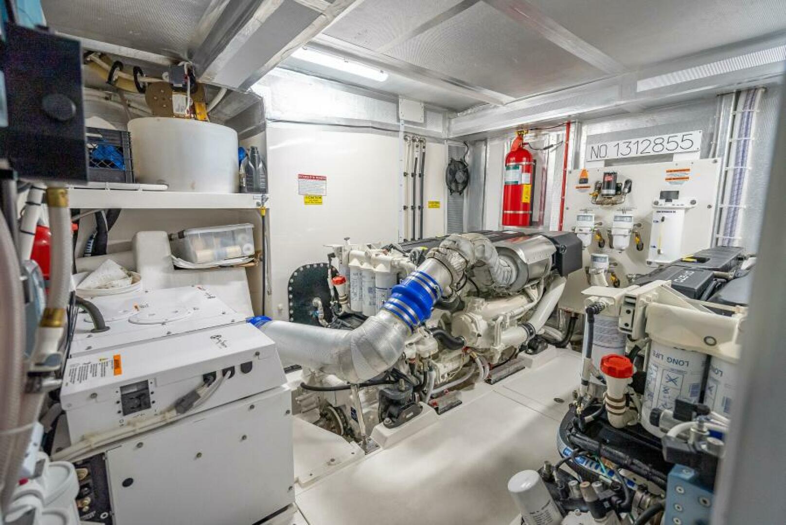MAN CAVE 50ft Maritimo Yacht For Sale