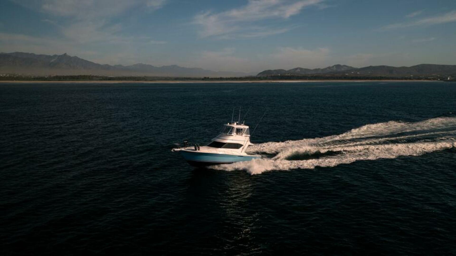 2002 Riviera 40 Flybridge - SKIESTA