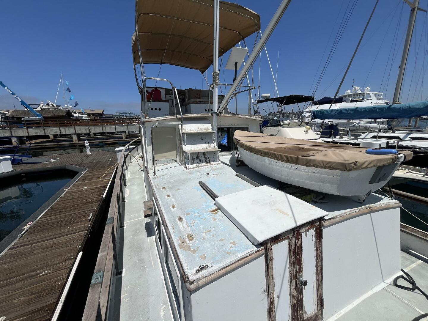 36ft Grand Banks Yacht For Sale