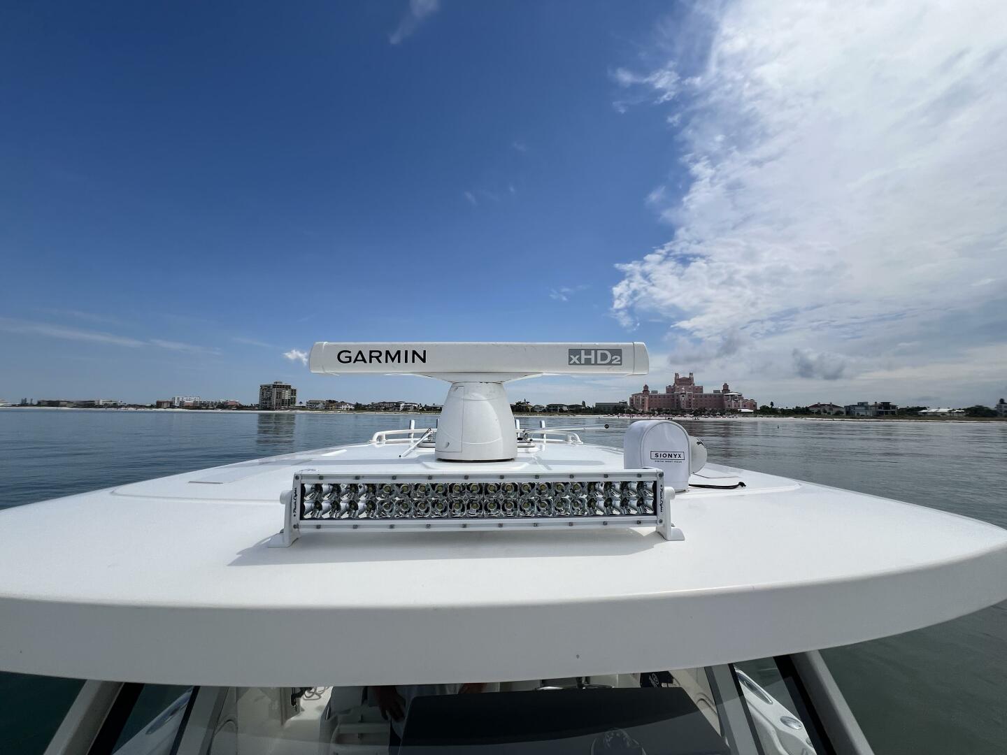 32ft Pursuit Yacht For Sale