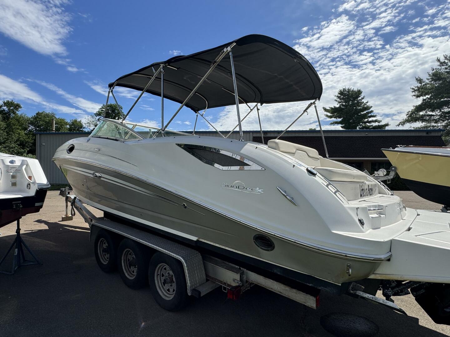 30ft Sea Ray Yacht For Sale
