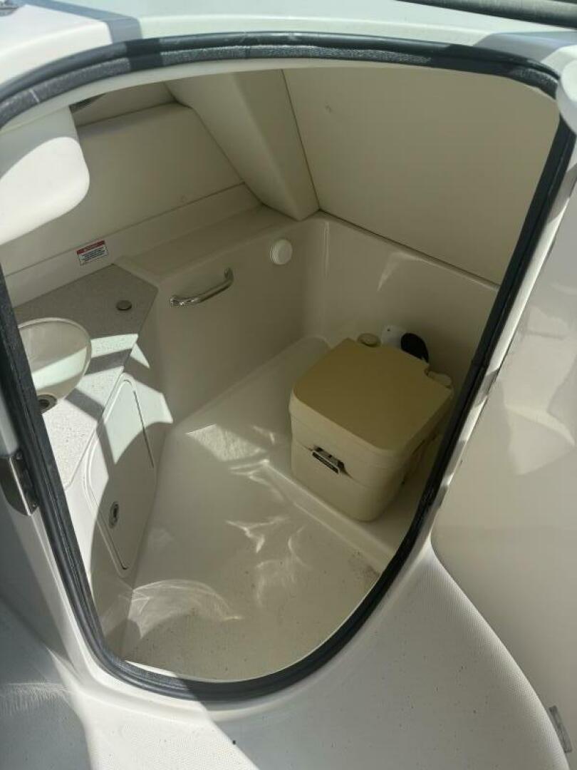 30ft Sea Ray Yacht For Sale