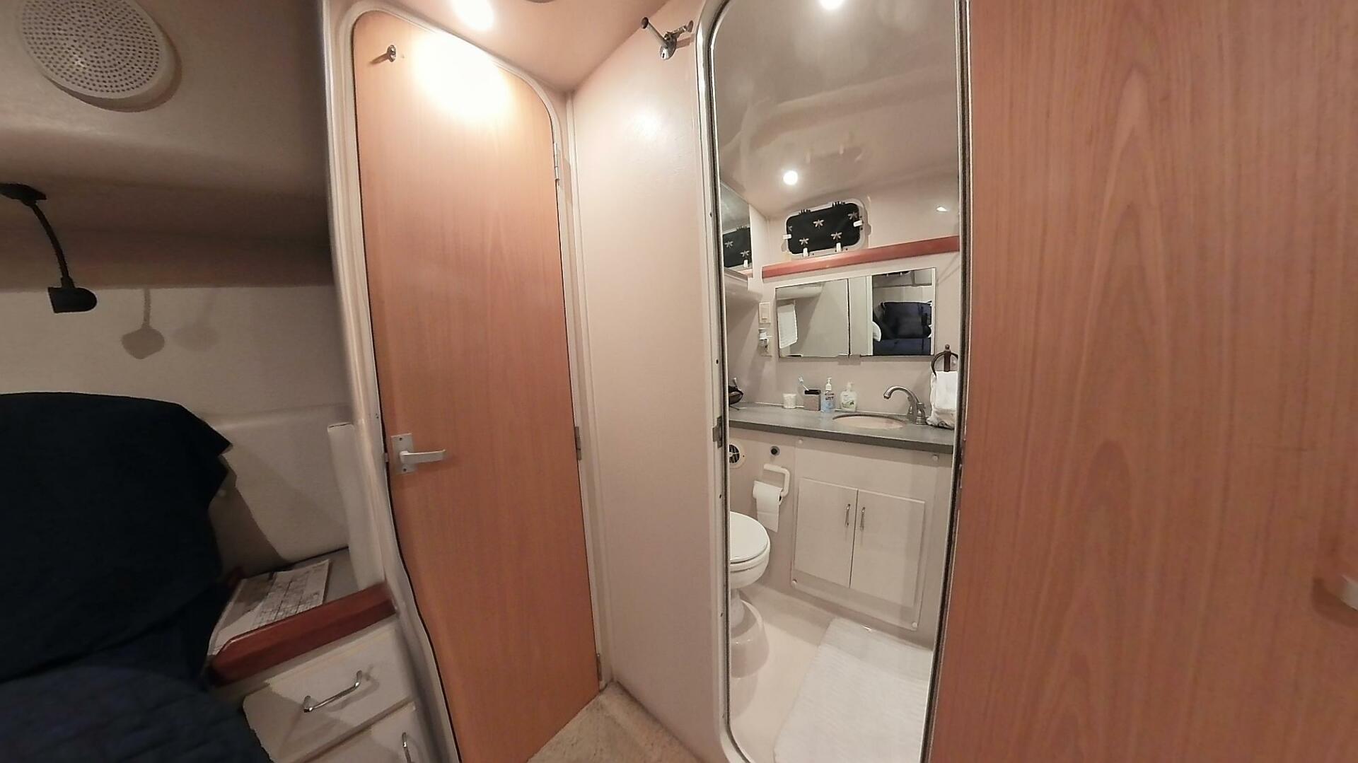 34 ft Mainship - Aft Cabin Head Entrance